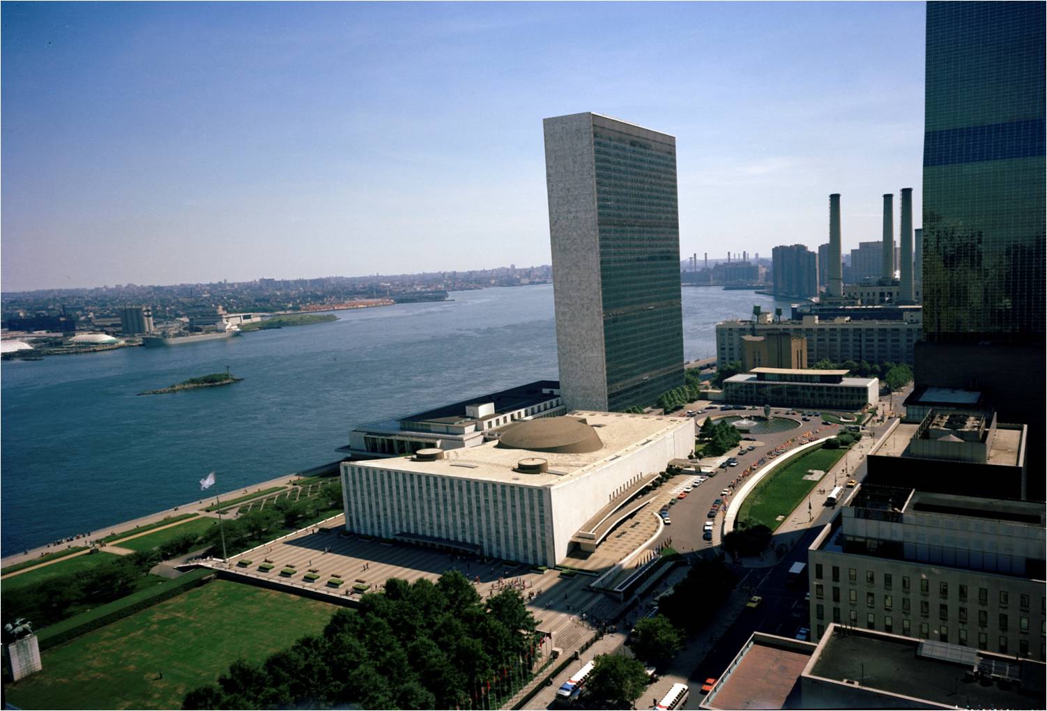 Article : Les filles, vous prenez le pouvoir quand ?