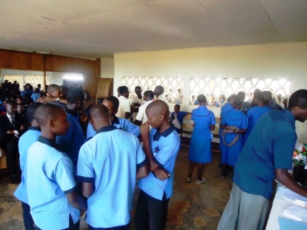 Article : Il y&rsquo;a aussi de la vie &agrave; Mbankomo !