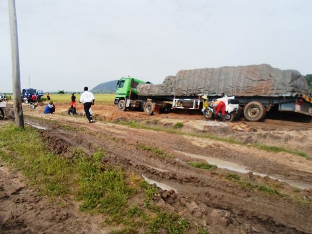 Route embourbée de Minauwao